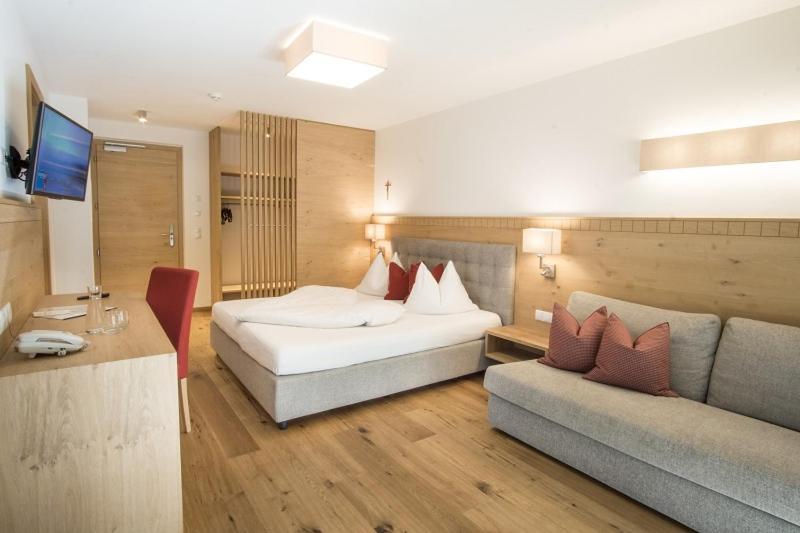 Alpin Hotel Sonnblick Perca Rum bild